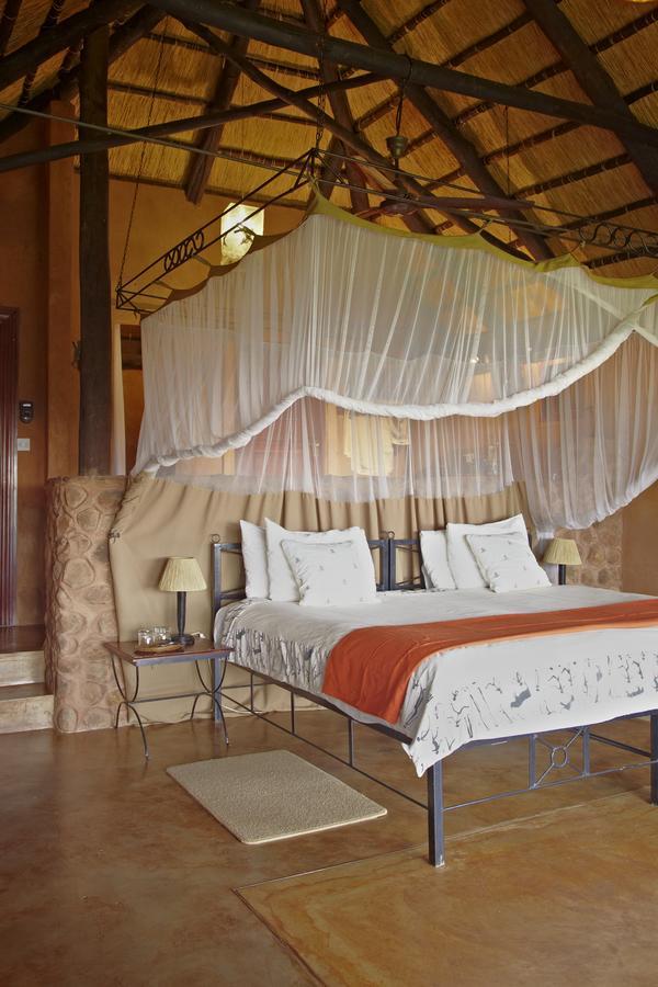 Stanley Safari Lodge Livingstone Bagian luar foto