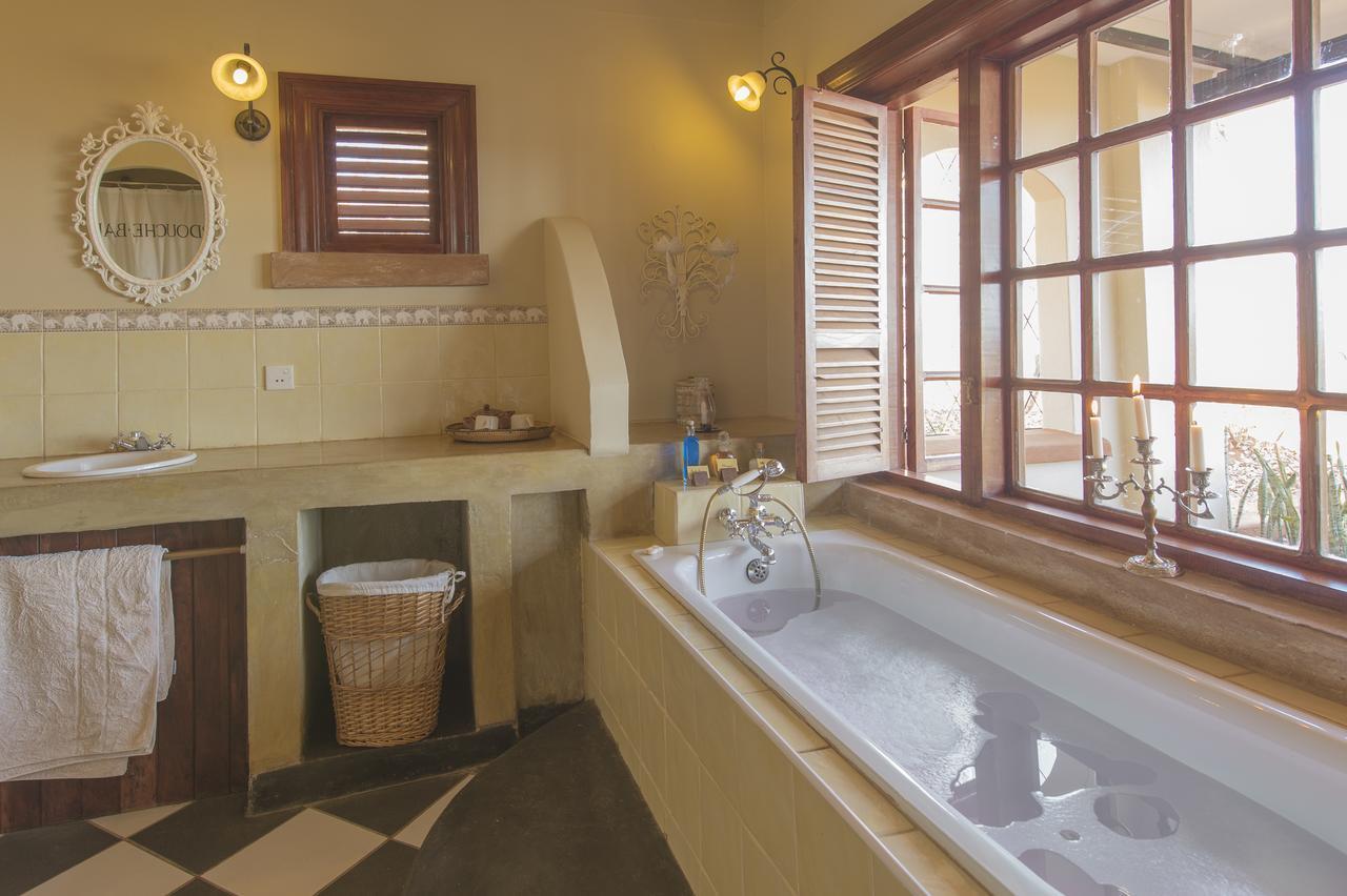 Stanley Safari Lodge Livingstone Bagian luar foto