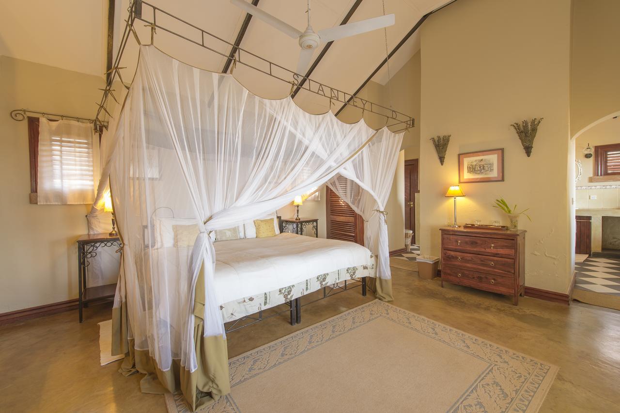 Stanley Safari Lodge Livingstone Bagian luar foto